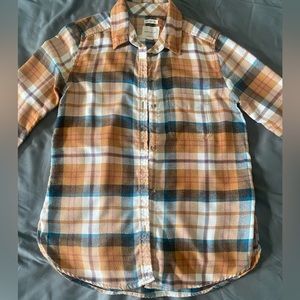 Extremely soft, XS, American Eagle Plaid button-up. The colors are beautiful!!!
